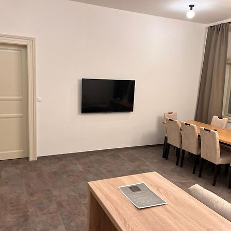 Pearl Bee Deluxe Suites Plzeň Eksteriør bilde