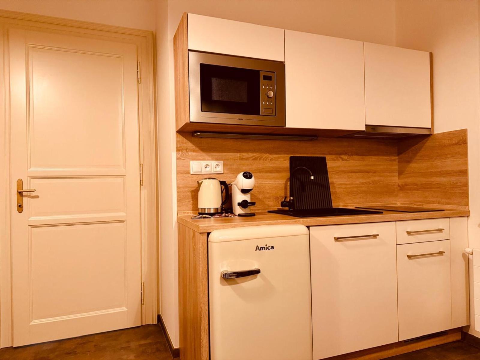 Pearl Bee Deluxe Suites Plzeň Eksteriør bilde